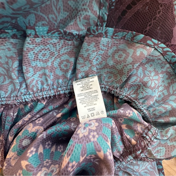 Anthropologie Porridge Flutter top w Open Back - Picture 8 of 8